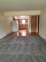 Building Photo - 3135 Runway Ave
