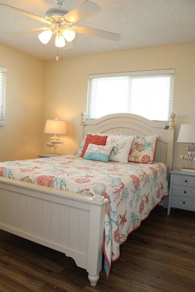 Building Photo - 5038 Alta Vista Ave