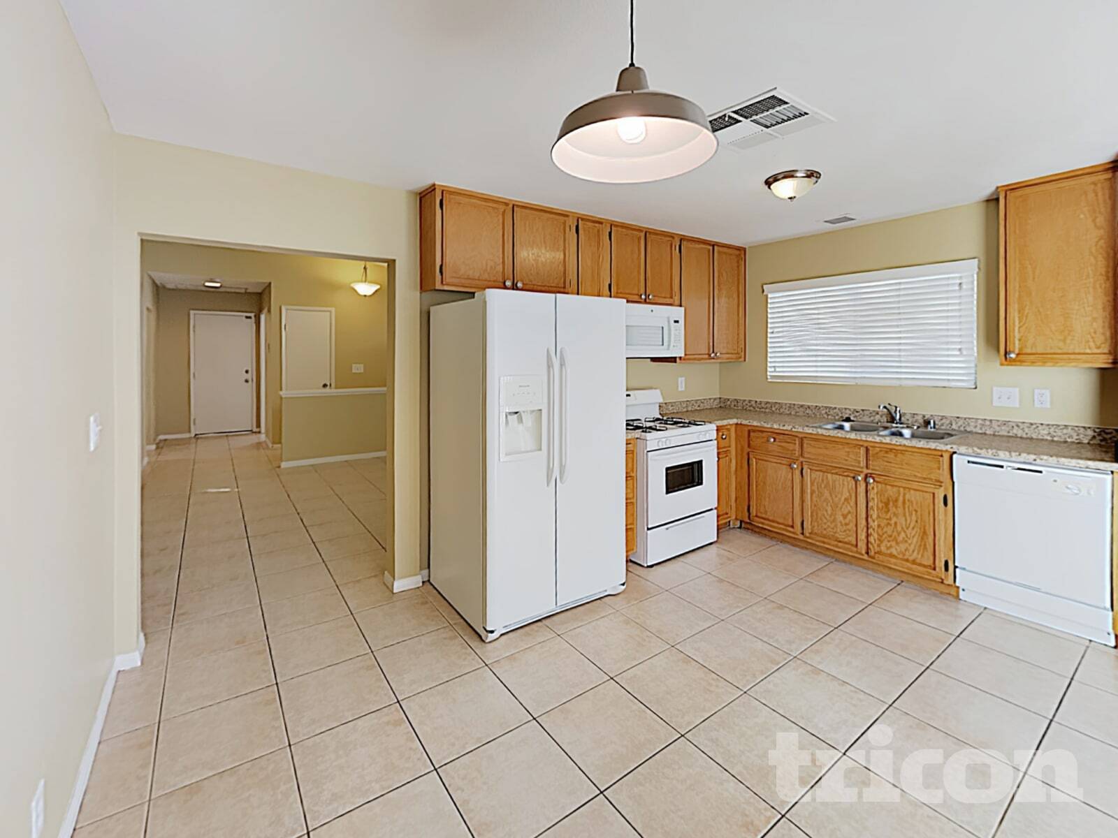 Building Photo - 625 Freeburg Pl