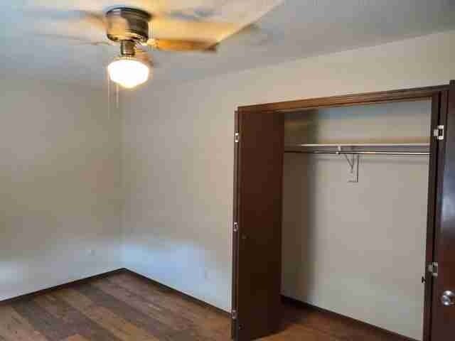Building Photo - 2124 27th Ave Ct