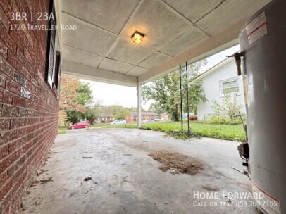 Building Photo - 1720 Traveller Rd