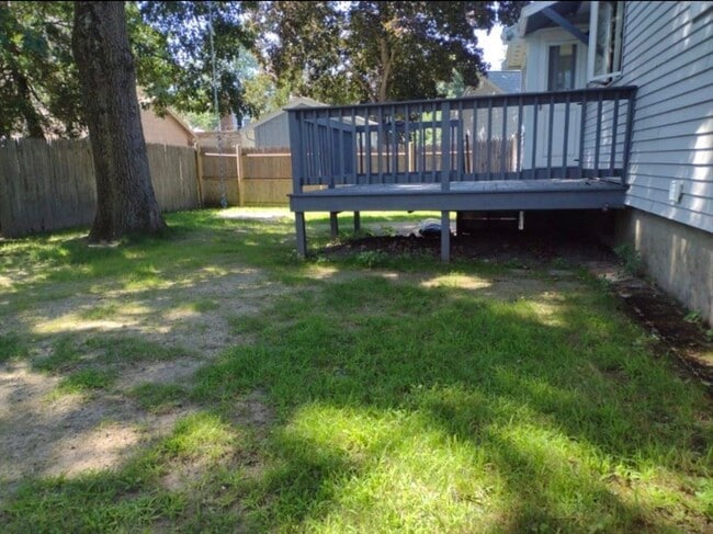 Building Photo - 9 Gregg St