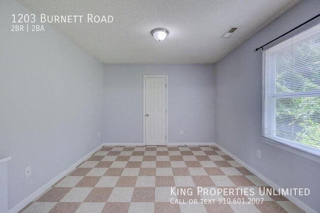 Building Photo - 1203 Burnett Rd
