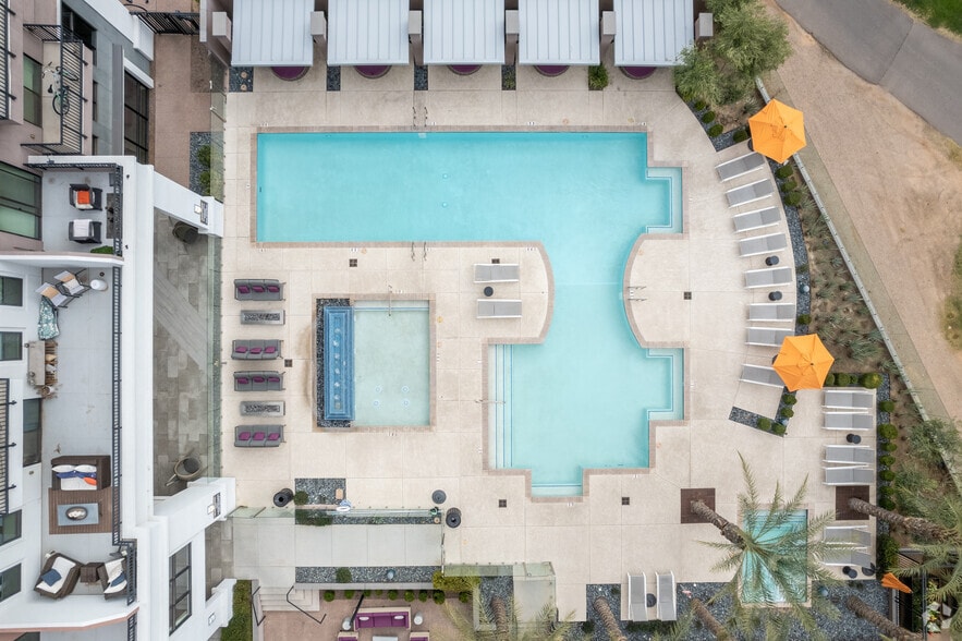 Pool - Summit at San Marcos