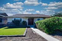 Building Photo - Beautiful & Spacious Home in Rowland Heights