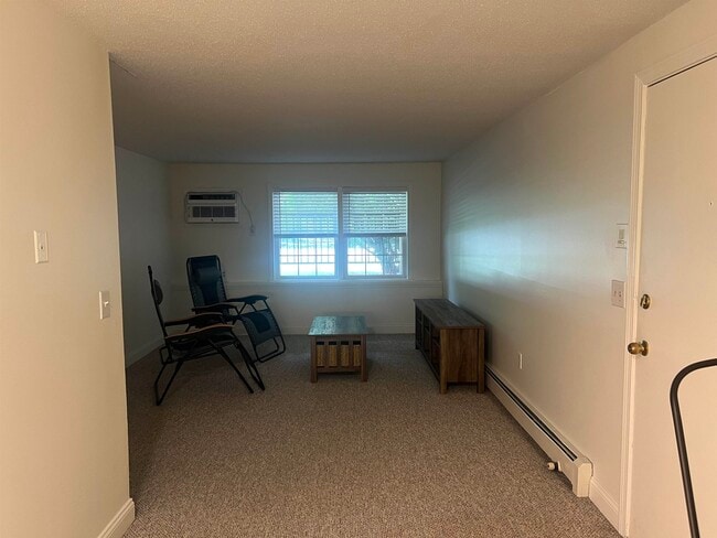 Building Photo - 402 White Cedar Blvd