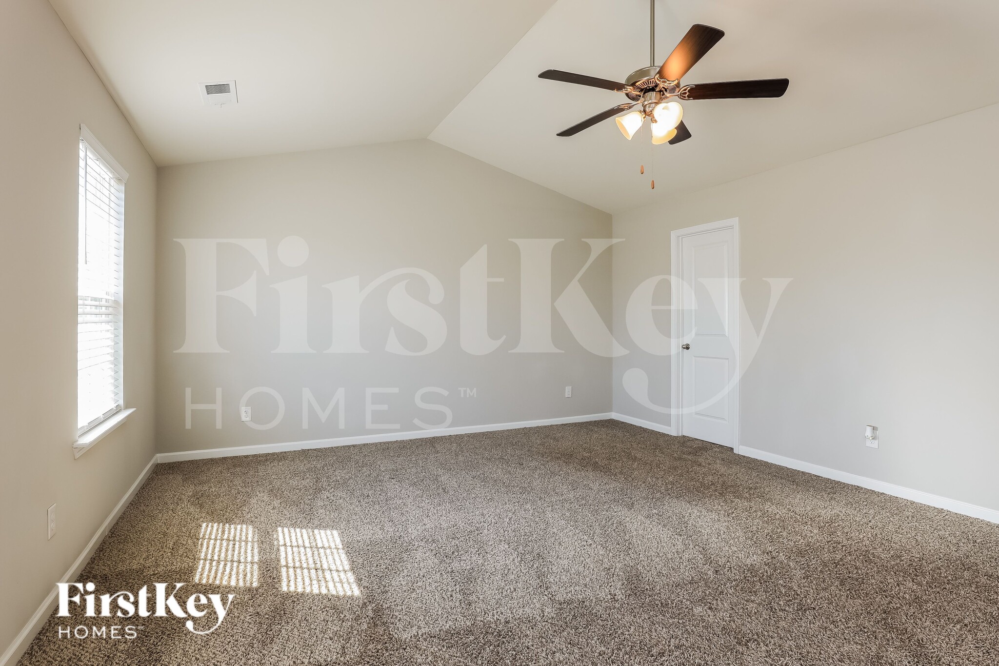 Building Photo - 109 Longleaf Dr