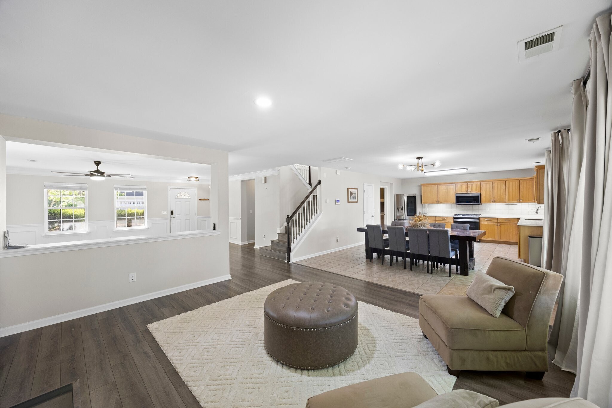 Building Photo - 2307 Harwood Hills Ln