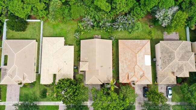 Building Photo - 6020 Spring Lake Terrace