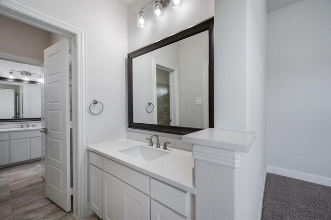 Building Photo - 1405 Gairloch Dr