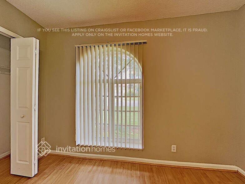 Building Photo - 5788 NW 48th Dr