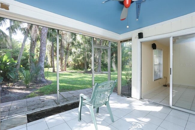 Building Photo - 4755 Village Garden Dr
