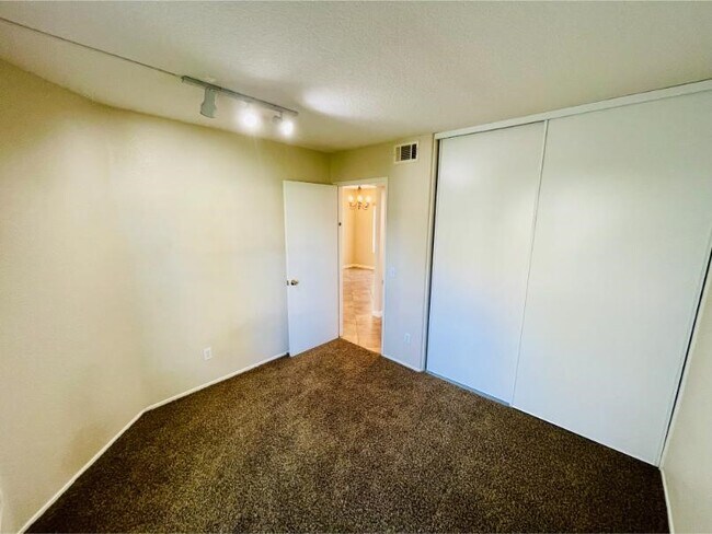 Building Photo - 31495 Corte Rimola