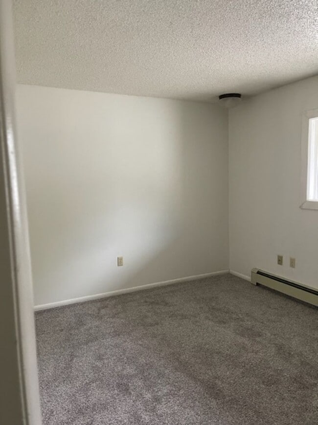 Building Photo - 2 Bedroom Apartment for Rent in Bozeman!