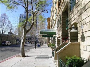 Building Photo - 144 S Third St