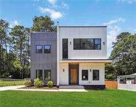 Building Photo - 1554 Columbia Cir