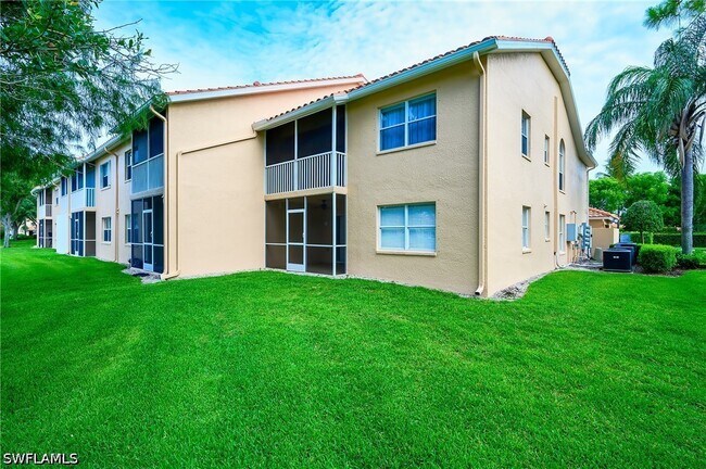 Building Photo - 26700 Rosewood Pointe Dr
