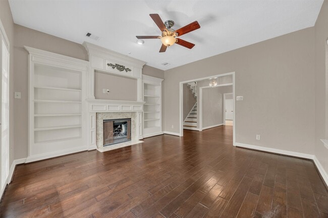 Building Photo - 7659 Ameswood Rd