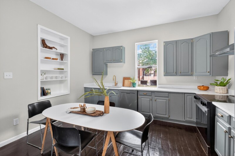 Building Photo - 3236 Texas Ave