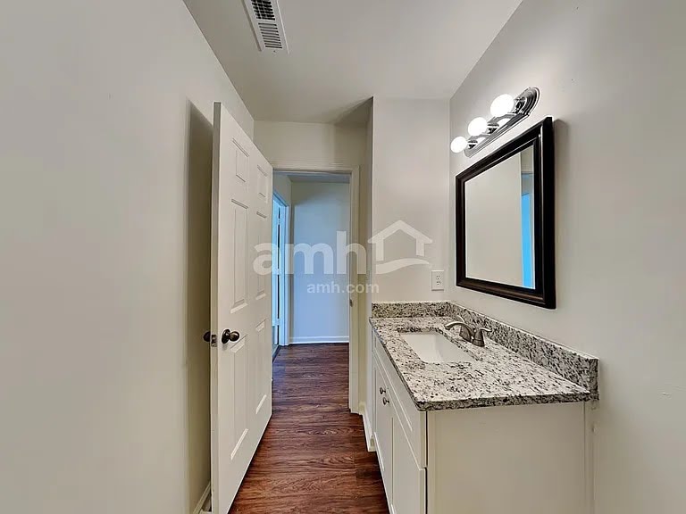 Building Photo - 1129 Rutledge Landing Dr