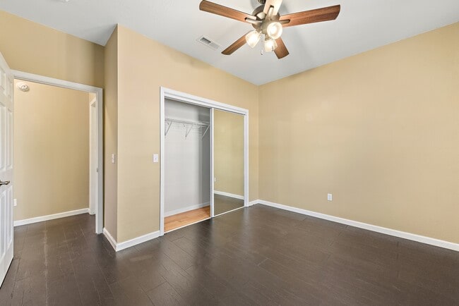 Building Photo - 68 Richard Dr