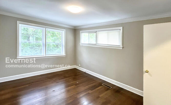Building Photo - 1361 N Concord Rd