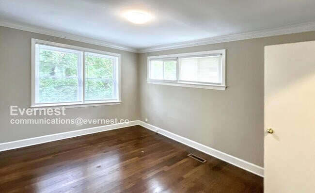 Building Photo - 1361 N Concord Rd