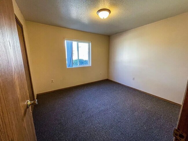 Building Photo - A Place to Call Home – Cozy & Spacious 2BR