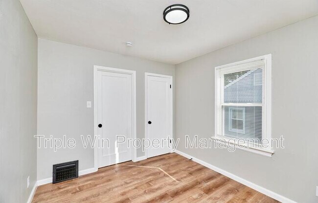 Building Photo - 10315 St Arthur Ln