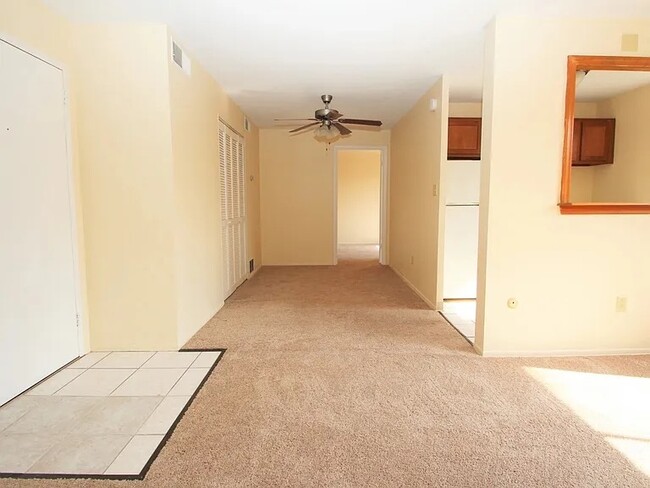 Interior Photo - BRITTANY APTS -- 042
