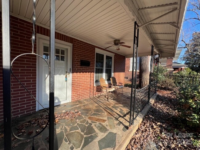 Building Photo - 702 Wiley Ave