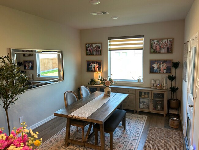 Building Photo - 2972 Golden Dust Dr