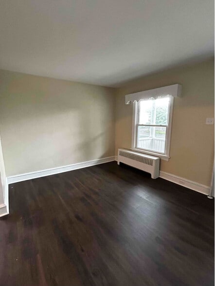 Building Photo - 329 Fremont St