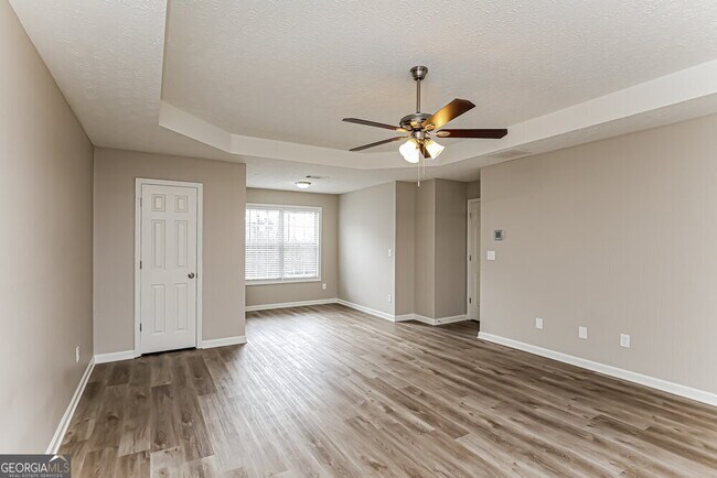 Building Photo - 2152 Glen Hope Ln
