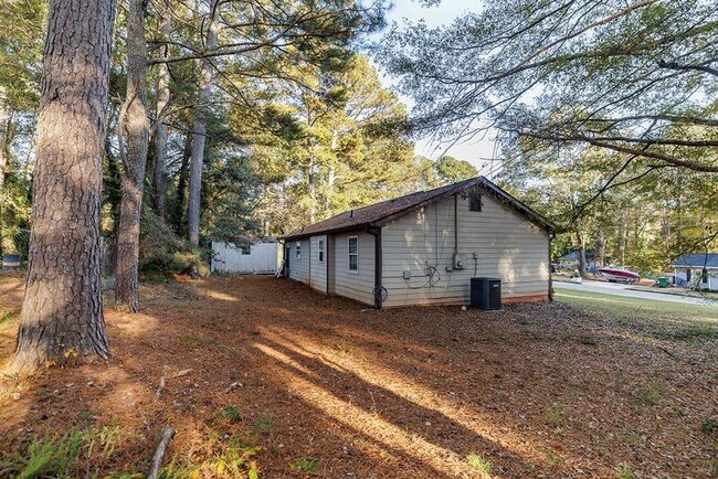 Building Photo - 1138 Reed Ct