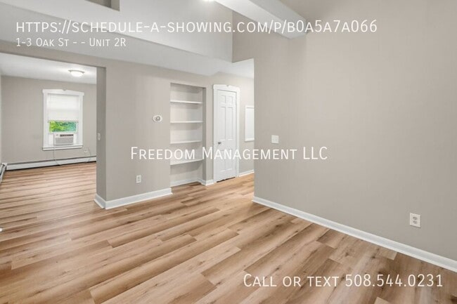 Building Photo - 1-3 Oak St --Unit 2R
