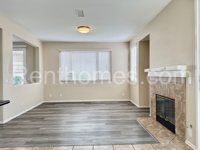 Building Photo - Mira Mesa, 8580-42 New Salem St, Gated Dev...