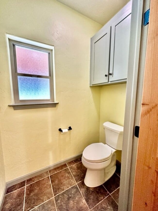 Building Photo - 2 Bed / 2 Bath Home on the River | $2,400/month