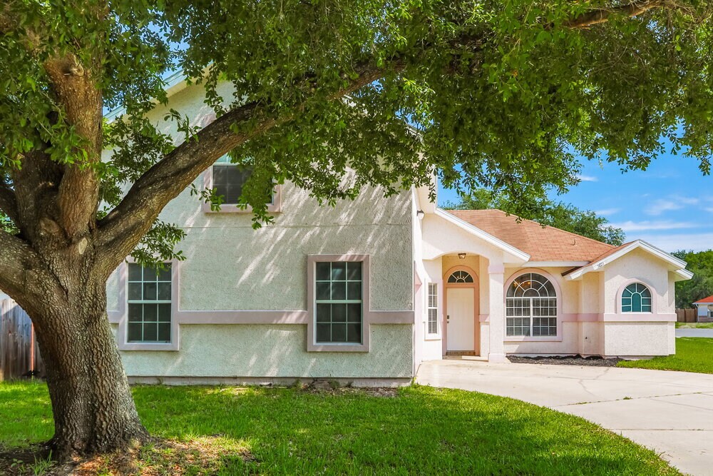 Primary Photo - 3621 Arava Dr