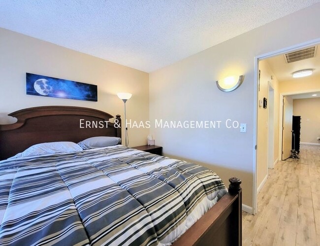 Building Photo - 21417 Rossford Ave