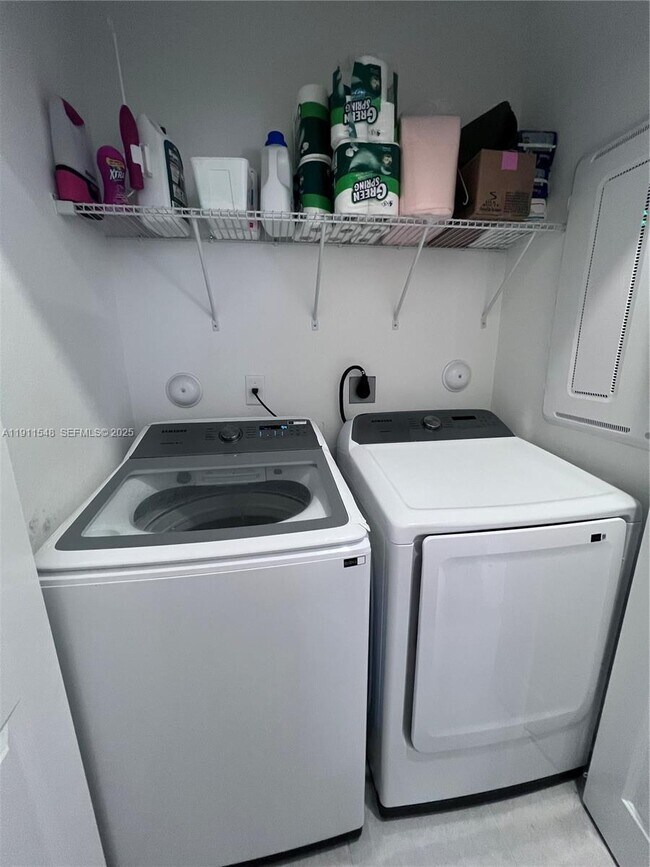 Building Photo - 16257 SW 290th Terrace