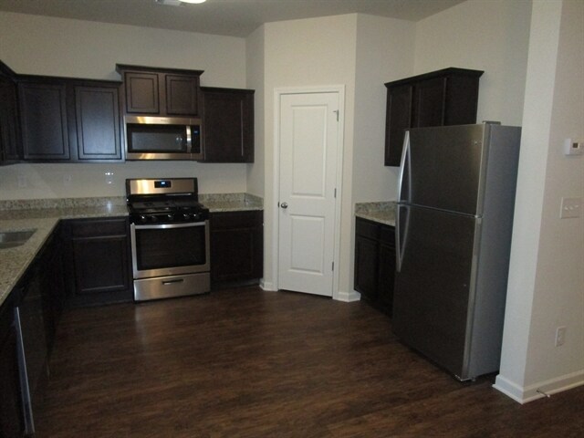 Building Photo - 4025 Clay Ct SE