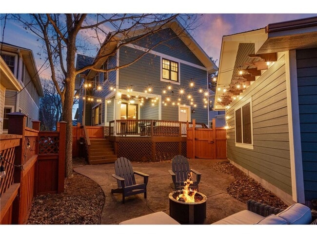 Building Photo - 2012 W Laurel Ave