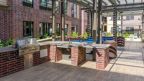 Building Photo - 13411 Briar Forest Dr
