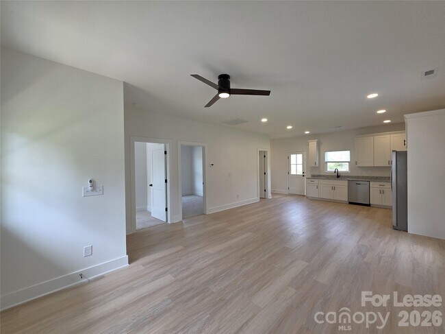 Building Photo - 1030 Patton Ave