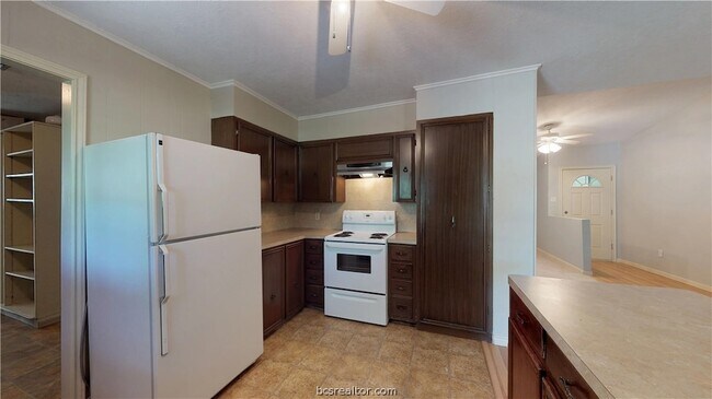 Building Photo - 4814 Afton Oaks Dr