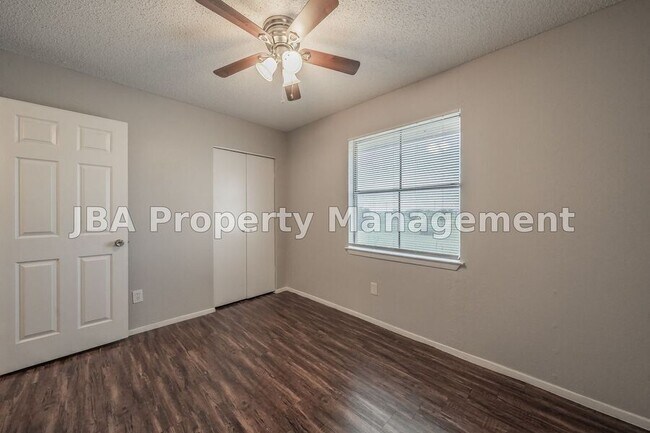 Building Photo - 1770 Farleigh Ct