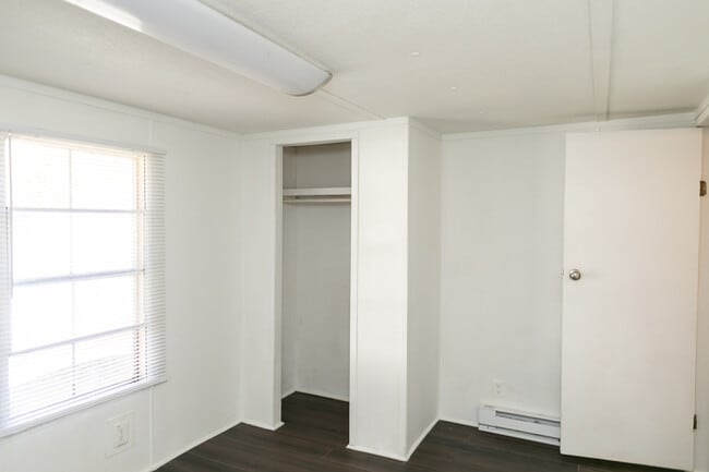 Building Photo - 3013 Trophy Ct