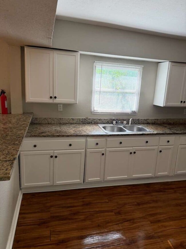 Building Photo - Property under renovations!