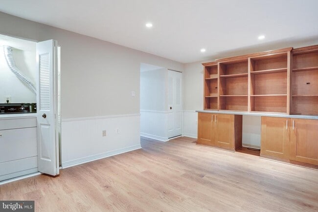 Building Photo - 5728 Evergreen Knoll Ct